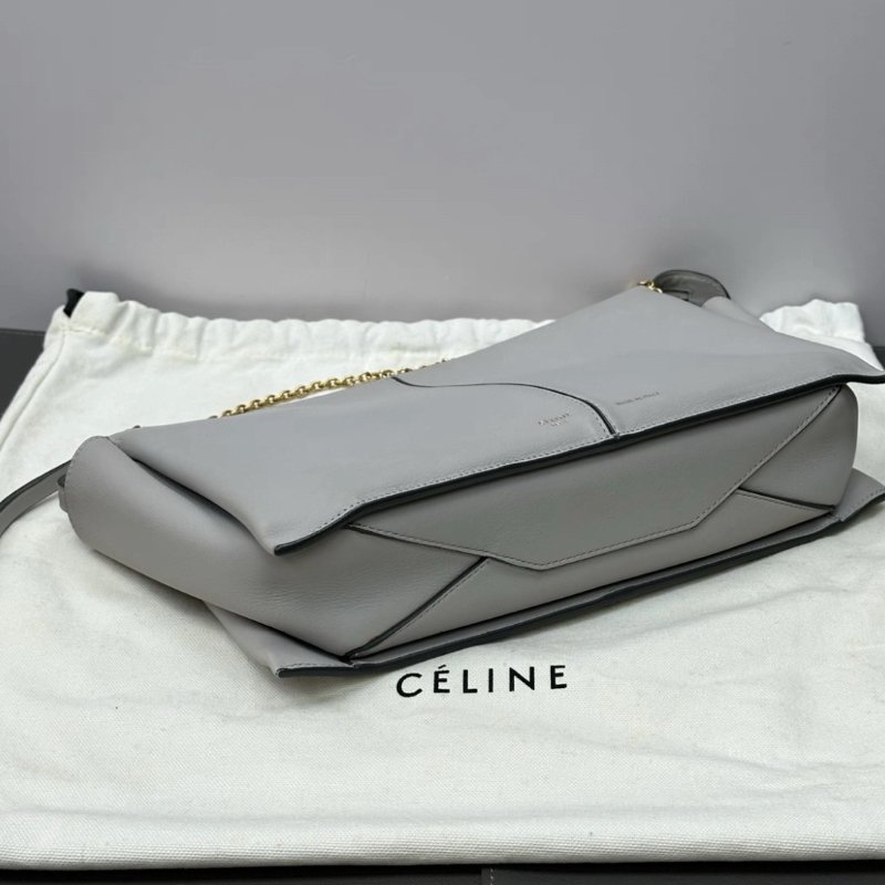 CELINE 灰色trifold肩背斜背鏈條包28*19*7 98新配件塵袋-4