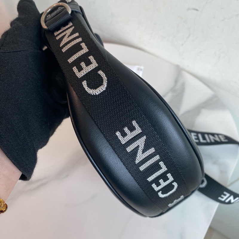 Celine 黑色Ava腋下包-4