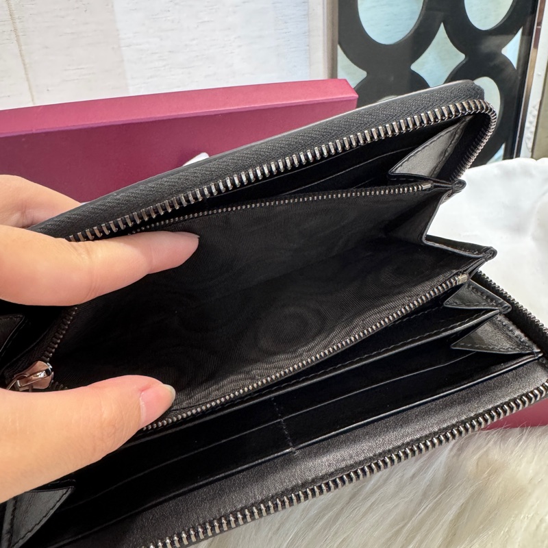 Gucci GG Emblem拉鍊長夾 新款❤️近全新-8