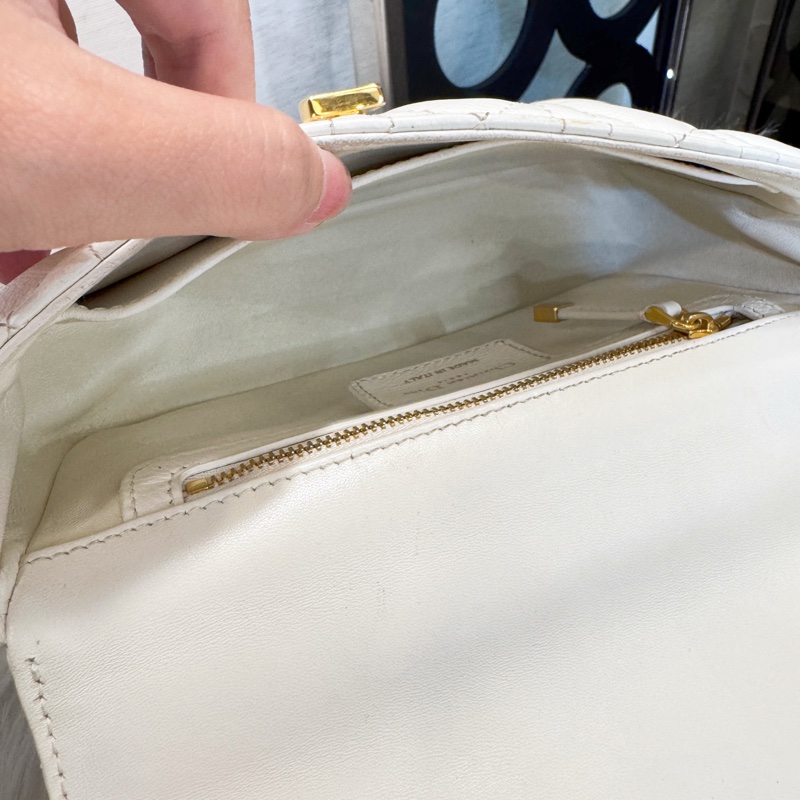 Dior Caro象牙白藤格紋小號-9