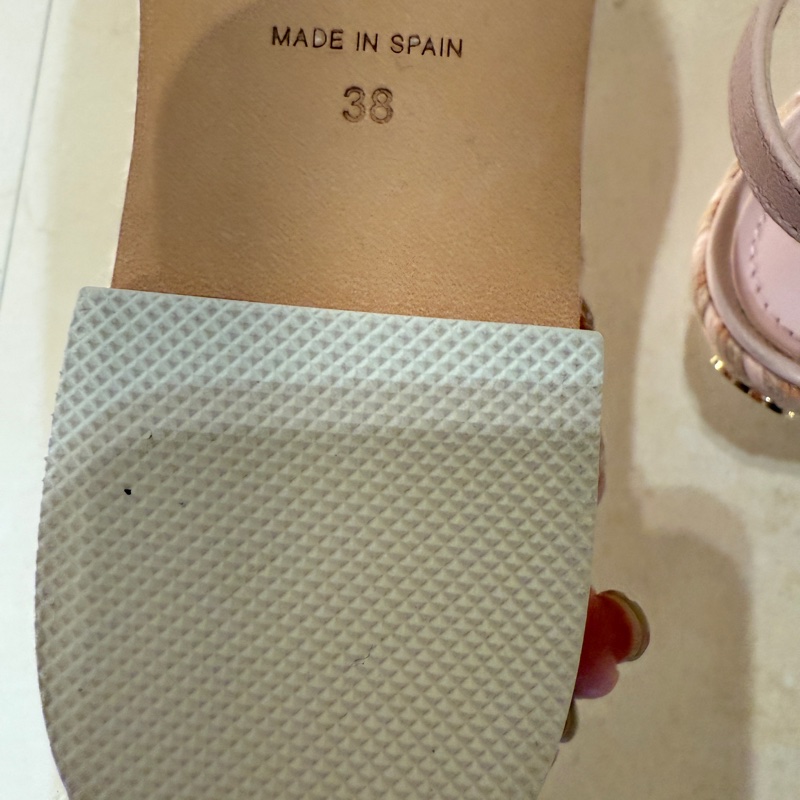 Chanel 專櫃買 沒有穿還貼底 超美涼鞋38-7