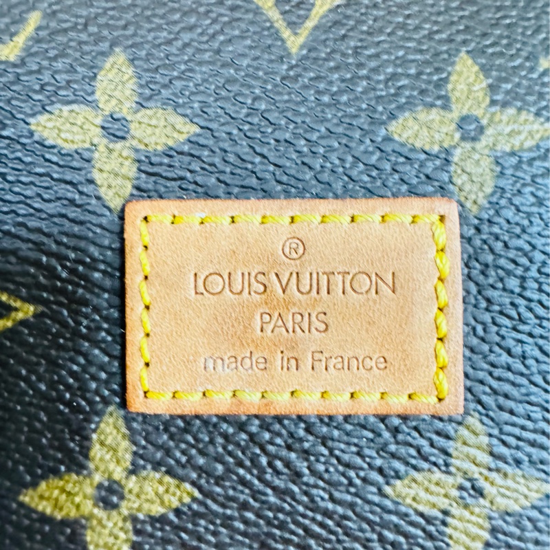 ✨售 二手真品 LV【M40710】經典Monogram Saumur MM造型雙面馬鞍斜背包-12