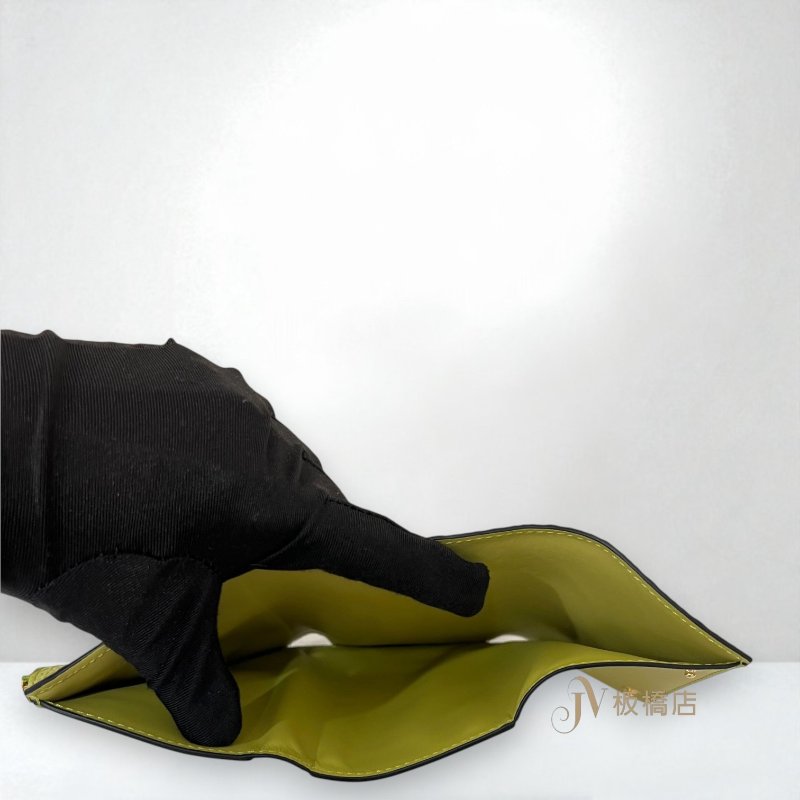 LOEWE 皮夾 滿版壓印LOGO牛油果綠三折短夾-6