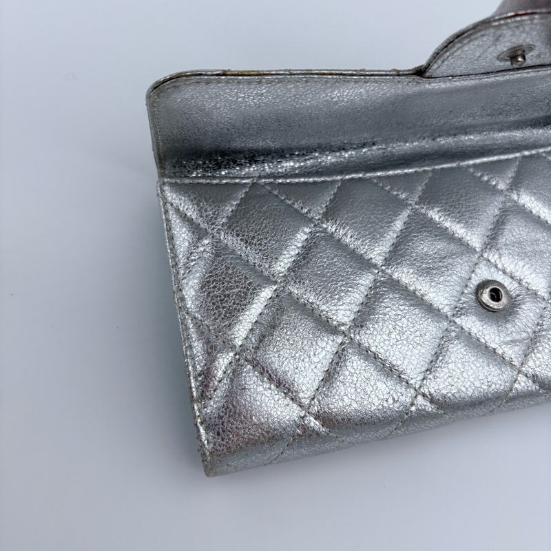「JL精品代購」香奈兒太空銀拼綠cf菱格紋按扣二折長夾-7