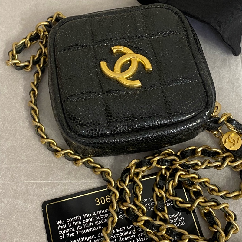 Chanel mini限量磚石斜跨包-1