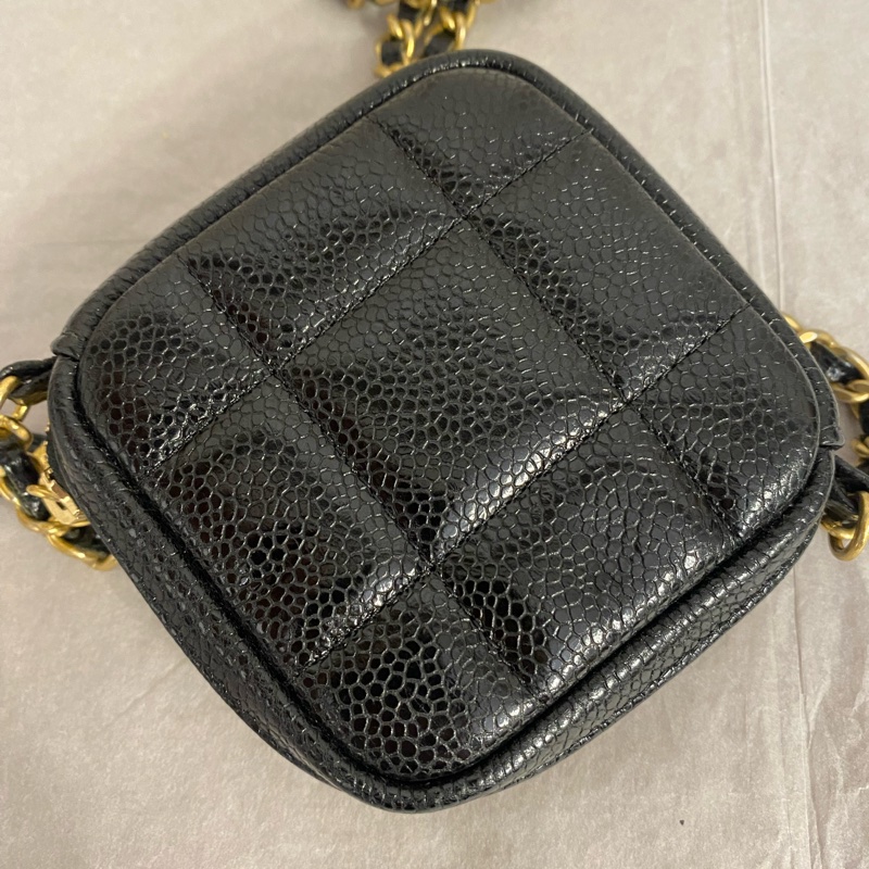 Chanel mini限量磚石斜跨包-5