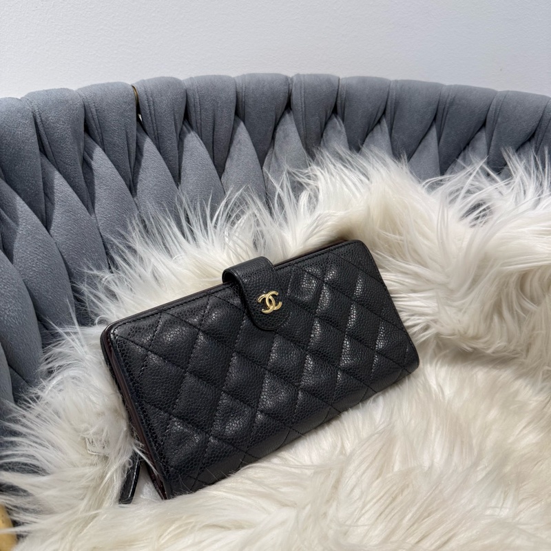 香奈兒 精典菱格紋魚子醬長夾-0