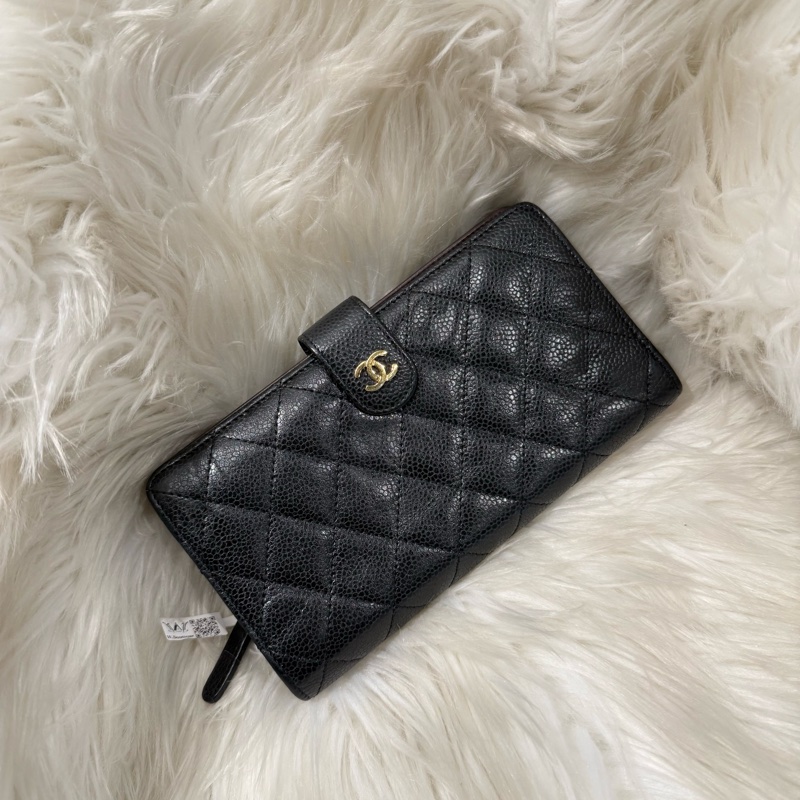 香奈兒 精典菱格紋魚子醬長夾-1