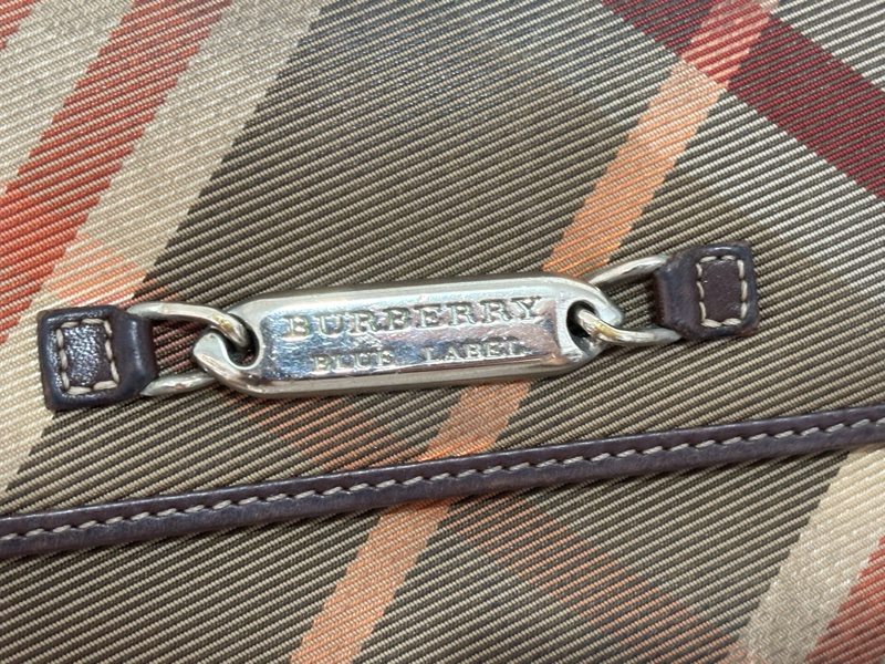 Burberry 長銀包中古款-3