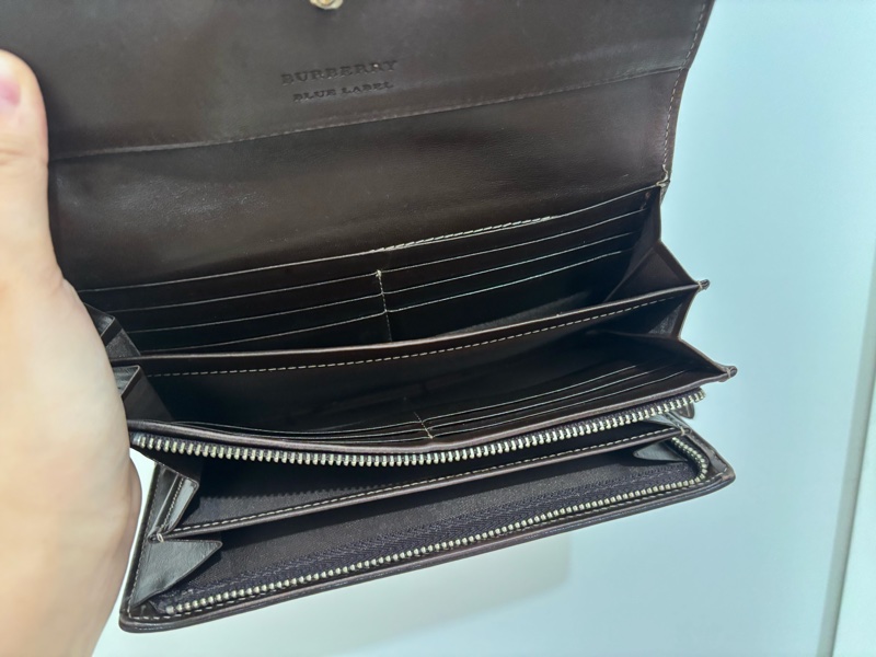 Burberry 長銀包中古款-4