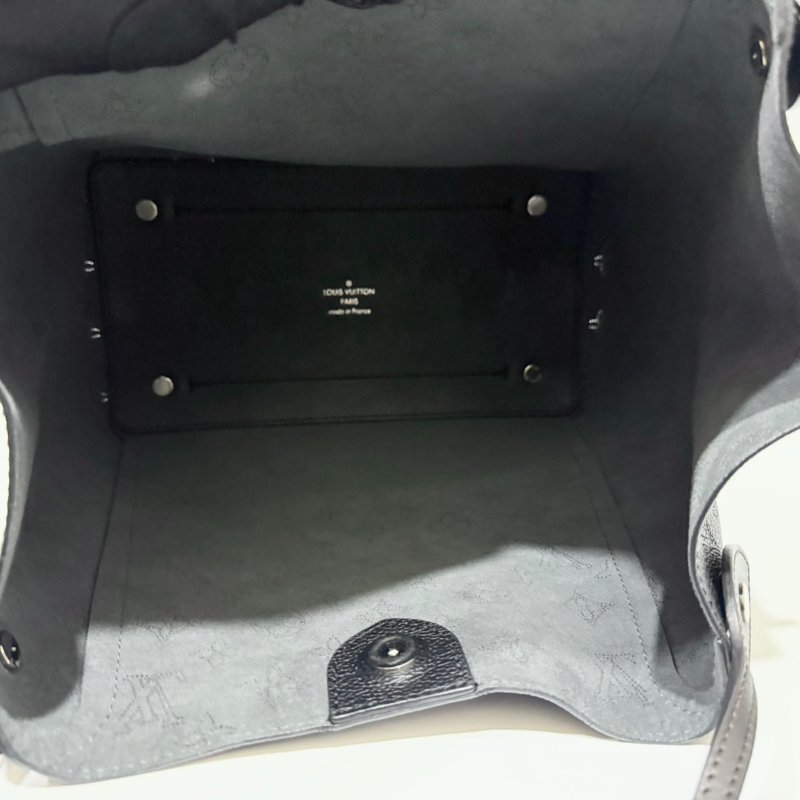 LV黑牛皮洞洞雷射HINA手提托特包MM M54354-10