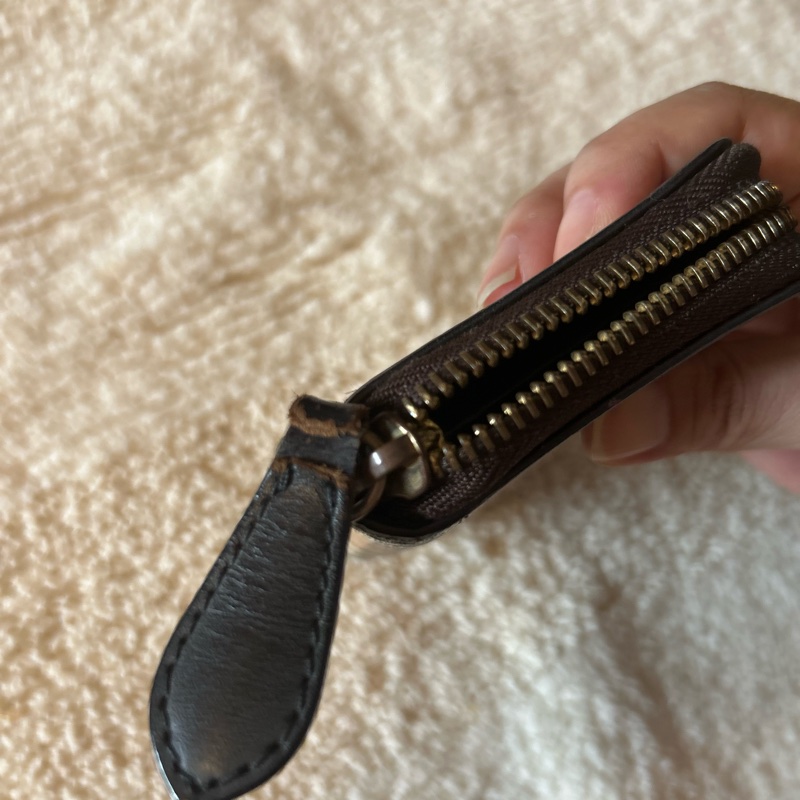BURBERRY拉鍊短夾-10