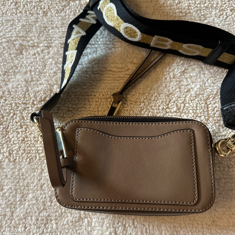 英國帶回 全新 MARC JACOBS相機包-6