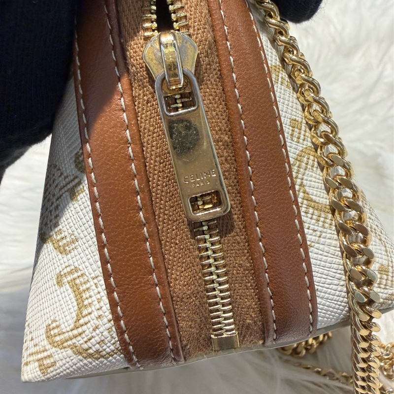 Celine 白老花貝殼包-8