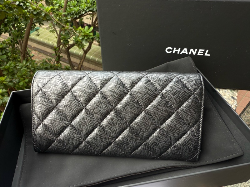 近新CHANEL 25A黑色荔枝皮菱格紋立體金色浮雕C LOGO信封長夾AP4712-3