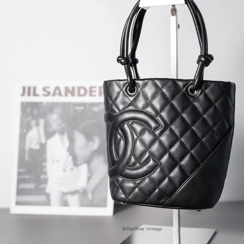 「JL精品代購」98新 香奈兒康鵬so black菜籃子mm-0