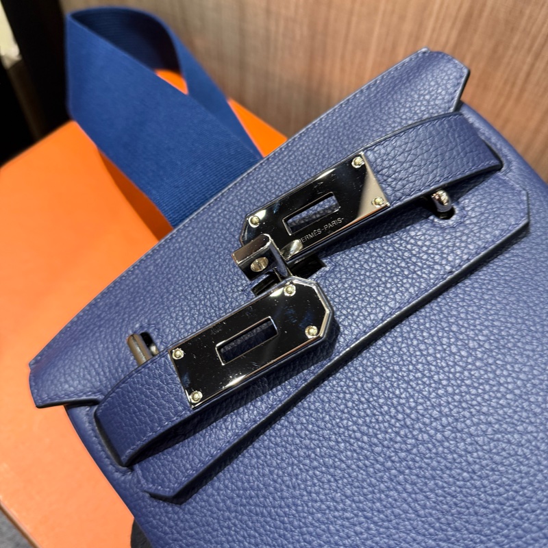 HERMES HAC A DOS PM 7U 海軍藍 深藍色全皮銀釦斜挎包 胸包肩背包後背包 B刻 TOGO-9