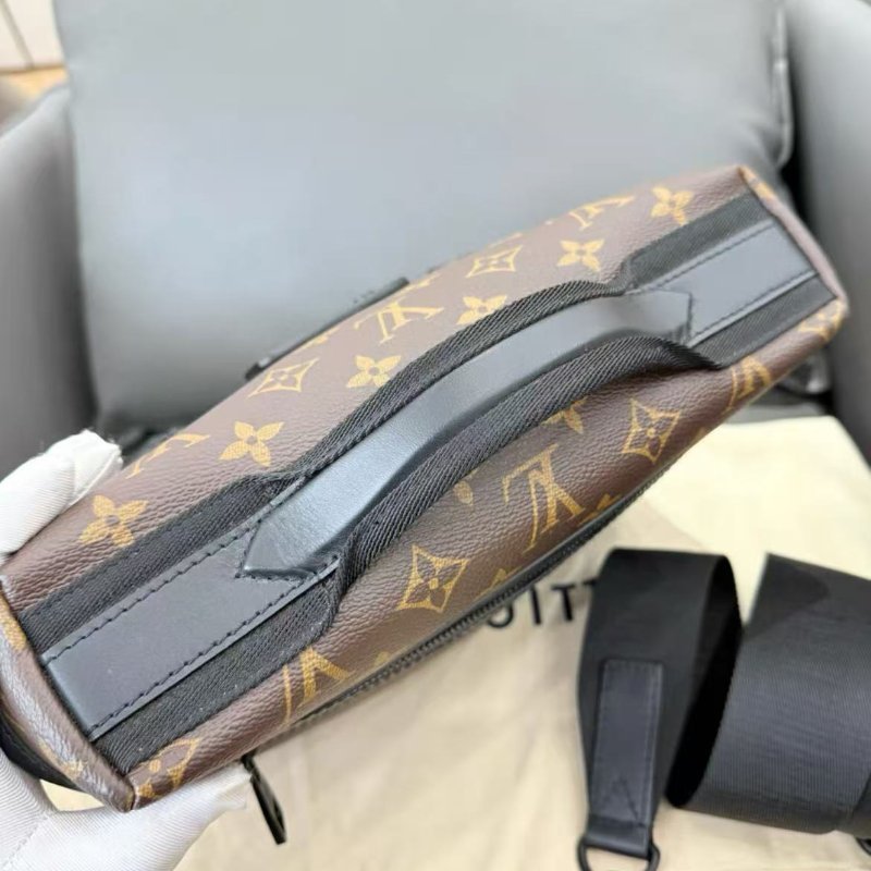 ✨Lv 男款斜背郵差包 Trail Quest mongeam macassar 98新 配件齊全-1