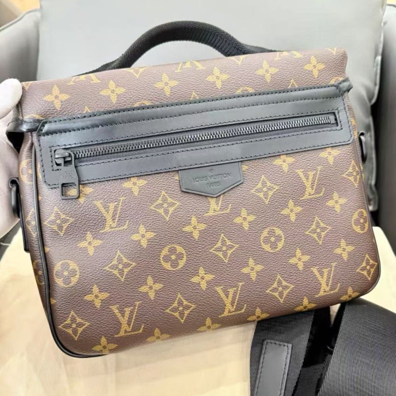 ✨Lv 男款斜背郵差包 Trail Quest mongeam macassar 98新 配件齊全-7