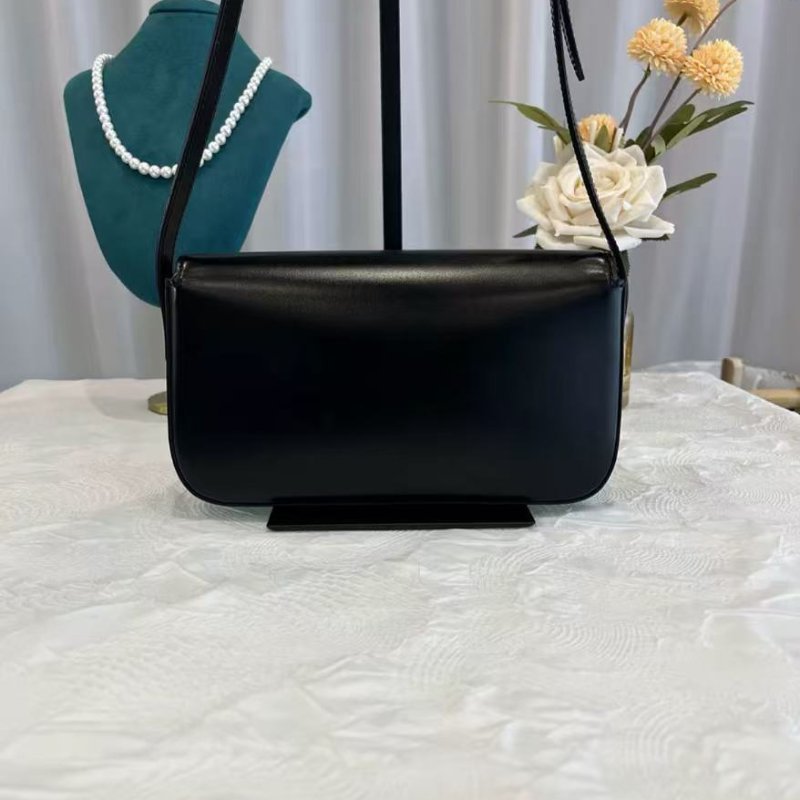 Celine Triomphe 黑金亮面小牛皮腋下包 99新 20.5*11 配件塵袋-7