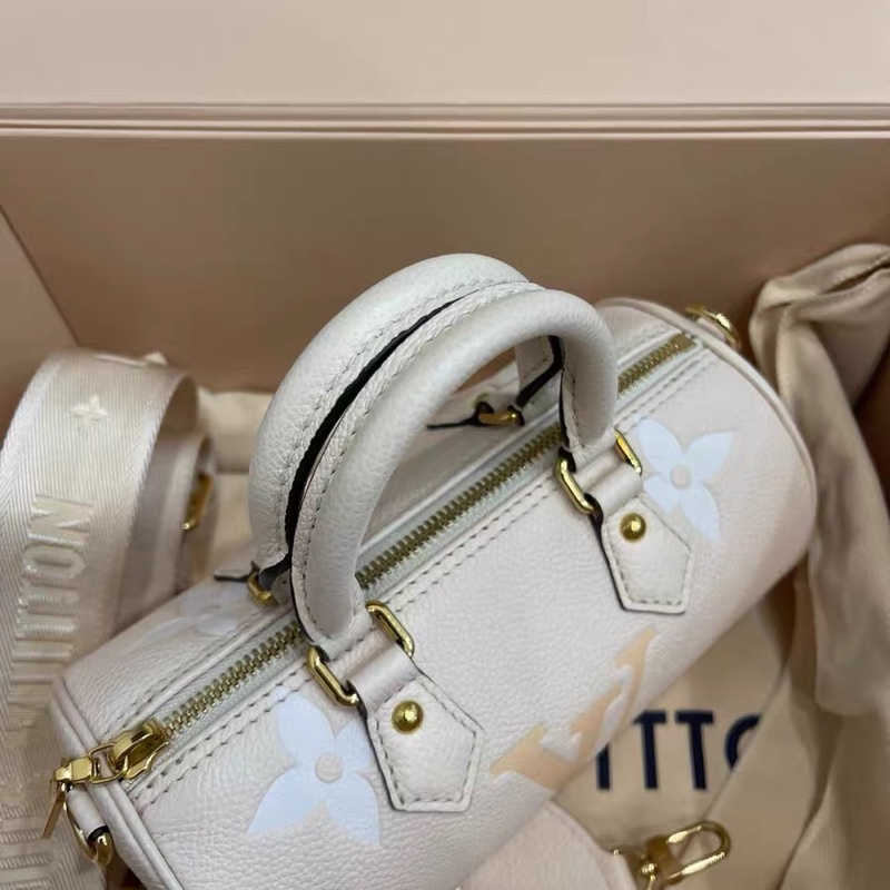 芯片款!Louis Vuitton Summer Papillon 巴比龍 全皮 壓印 奶油白 卷桶包-5