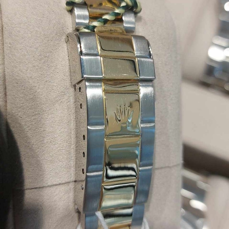 8成新 16613 防水 ROLEX Submariner Watch With Two-Tone Steel Bracelet (思英vit)-4