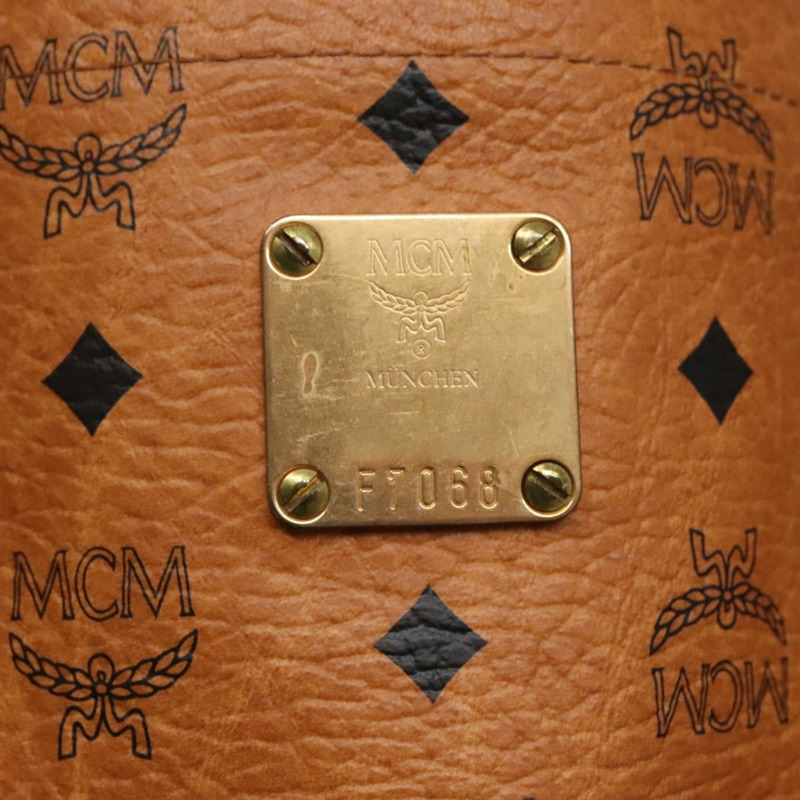 【日本直送】MCM Logoogram Vicetos 單肩包 PVC 皮革 棕色 金色 正品 134128-14