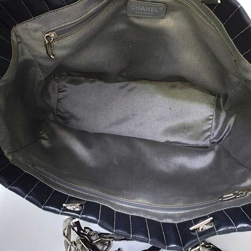 CHANEL托特包 大號 黑色羊皮縫紋單肩包手提包 銀色五金 10開 2條可拆卸肩帶-6