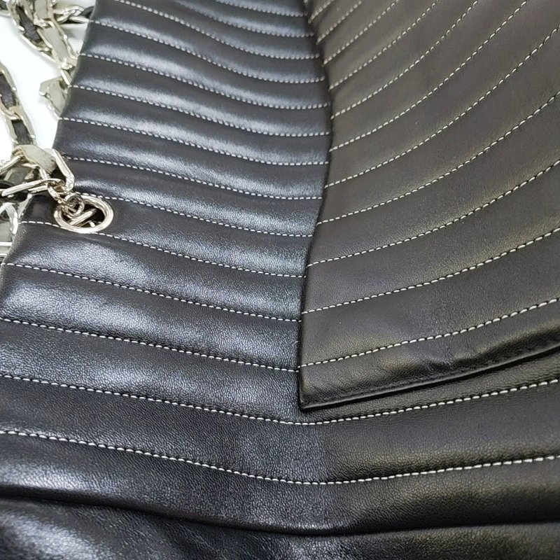 CHANEL托特包 大號 黑色羊皮縫紋單肩包手提包 銀色五金 10開 2條可拆卸肩帶-9