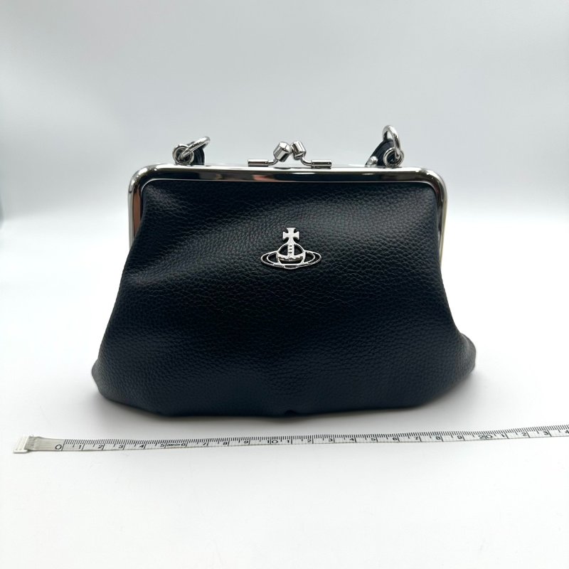 【美收精品】vivienne westwood 黑色銀鍊單肩包 B-745【隔月月中將轉賣至日本 上架期限30天】-10