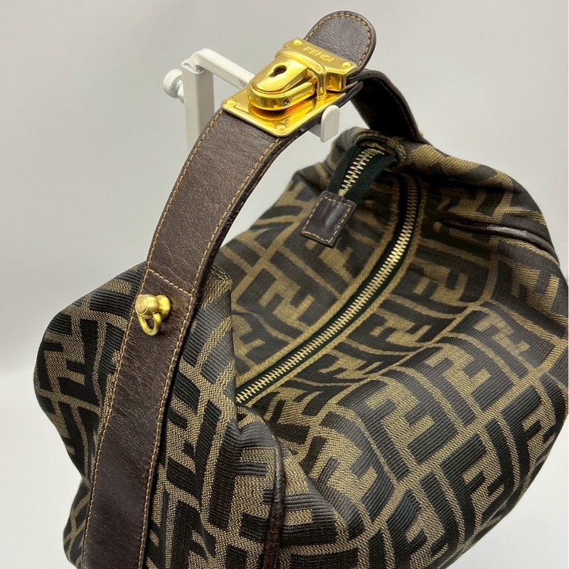 🏷️ Fendi 飯盒包-7