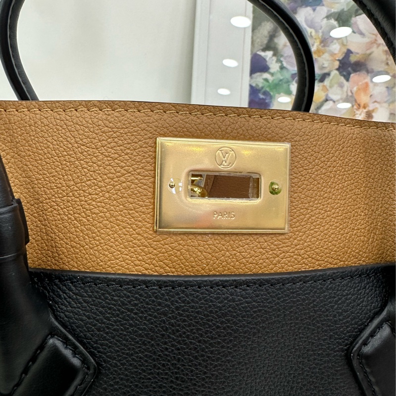 lv路易威登on my side老花拼棕黃中型手袋 閒置 帶膜 尺寸:30.5*24.5*14cm-7