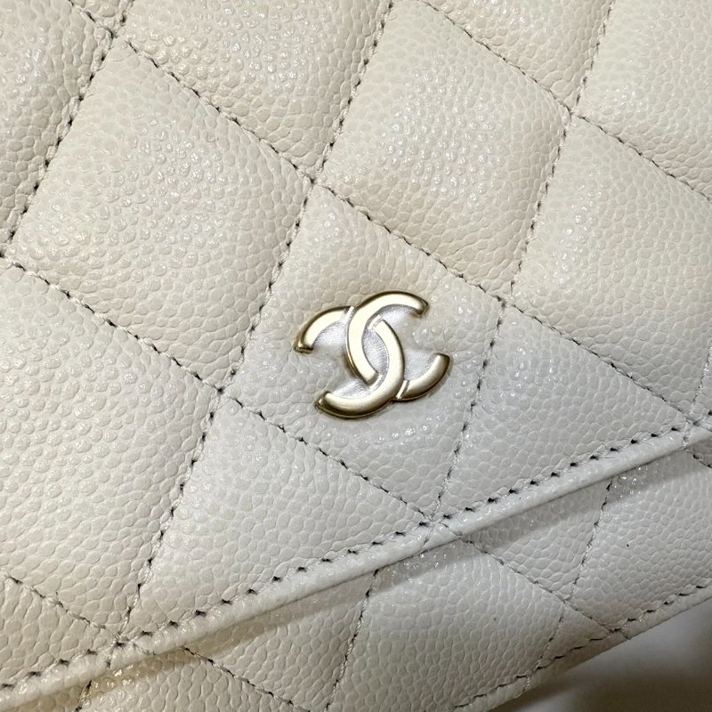 CHANEL白色荔枝皮淡金釦下蓋WOC AP0250-9