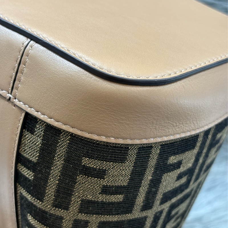 FENDI 8BS093 MON TRESOR MINI NOE 全皮 水桶包 斜背包 手提包-10