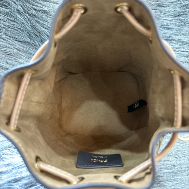 FENDI 8BS093 MON TRESOR MINI NOE 全皮 水桶包 斜背包 手提包-27