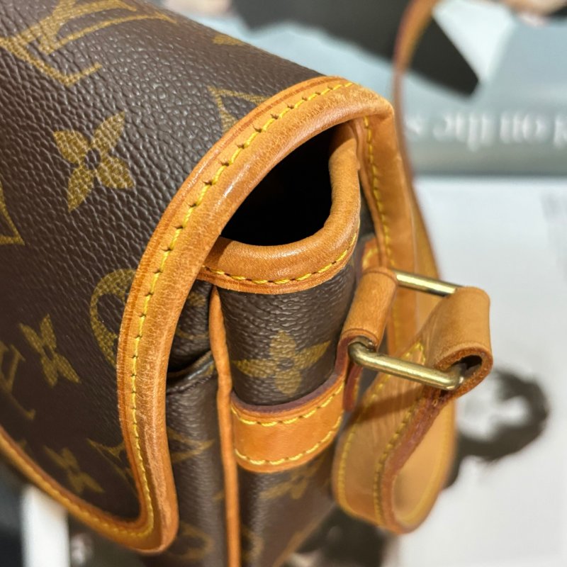 ::LOUIS VUITTON:: LV M42250 咖啡色經典花紋馬鞍斜背包法棍包-7