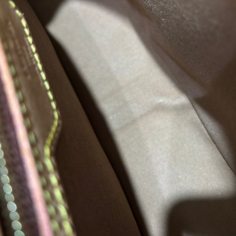 ::LOUIS VUITTON:: LV M42250 咖啡色經典花紋馬鞍斜背包法棍包-44