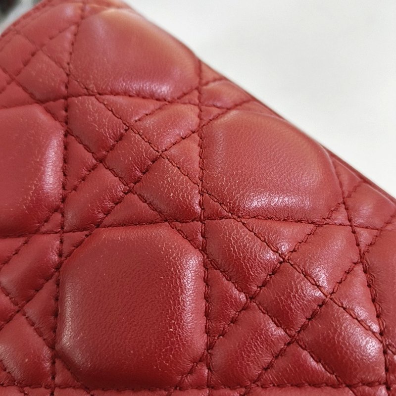 DIOR Lady Dior中號 粉色羊皮藤格紋縫線戴妃五格手提包 金色五金-17