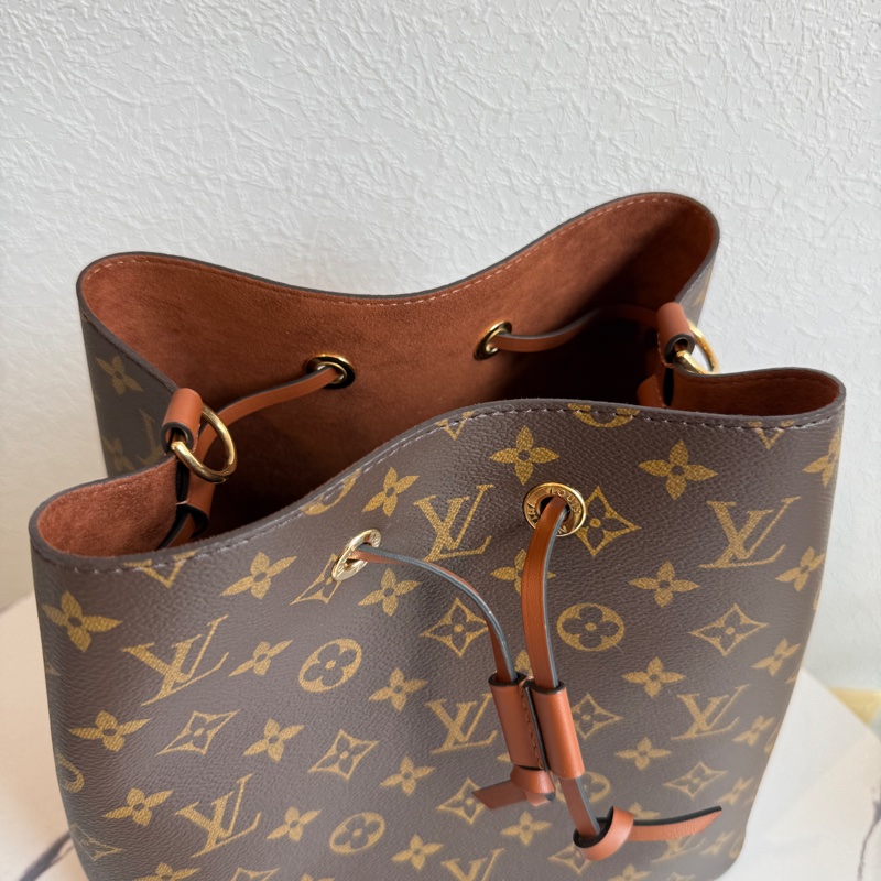 lv新款水桶包 咖色-2