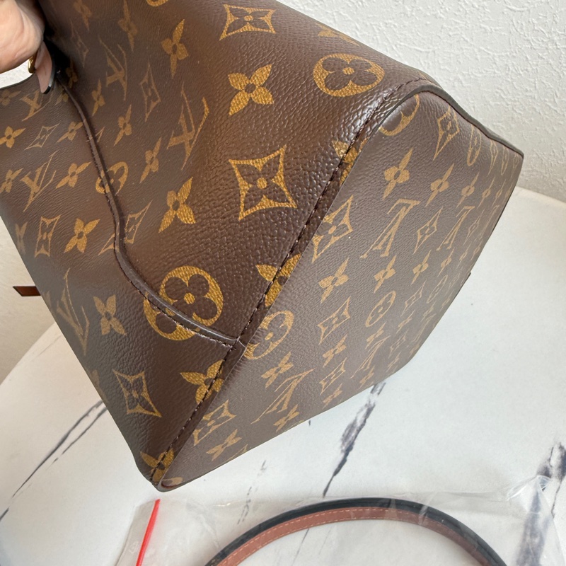 lv新款水桶包 咖色-8