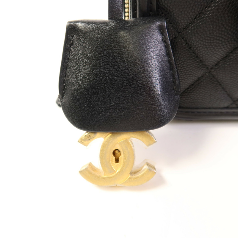 CHANEL 牛皮皮革Vanity Case金扣手挽肩背兩用袋-9