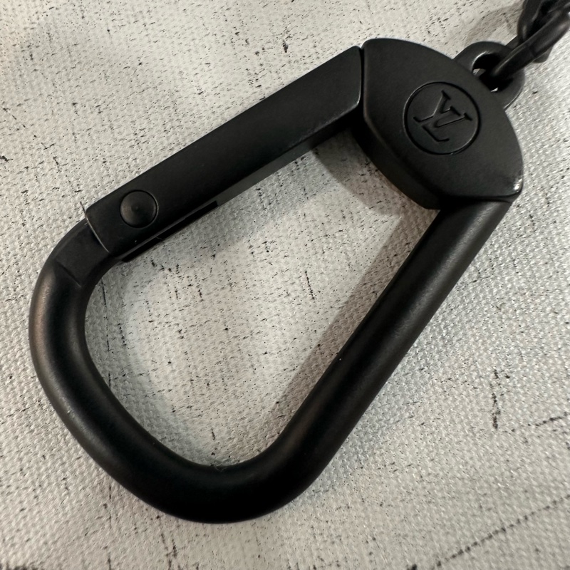 LV m81929 黑原花白灰點 草間彌生x零錢鑰匙包-10