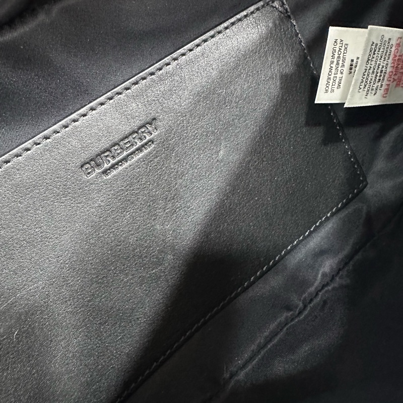 BURBERRY 8036555黑尼龍黑釦腰包-25