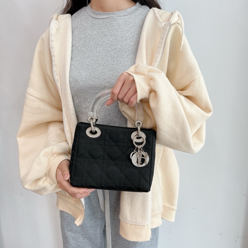 莉亞精品♡Dior 透明手把絨布鑽黛妃包 九新美包-1