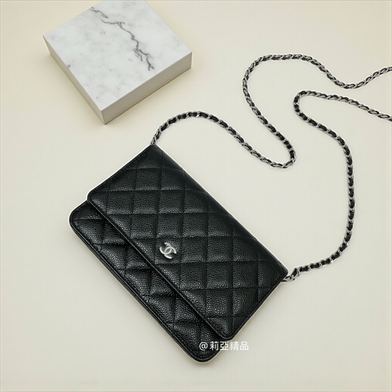 莉亞精品♡Chanel AP0250 黑銀 woc 全新閒置品-0