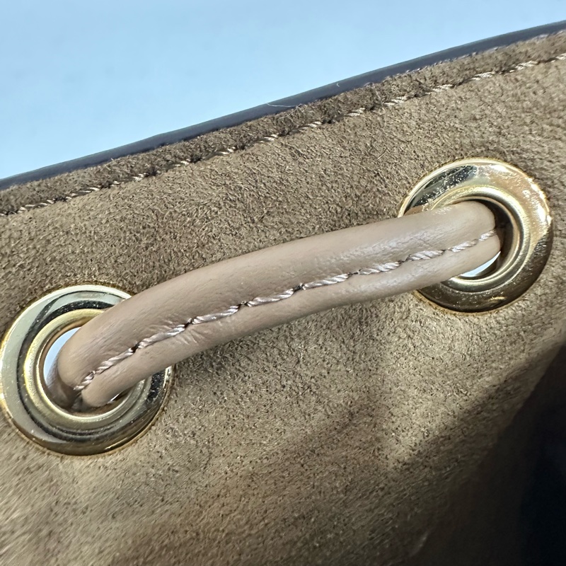 FENDI 8BS093老花金釦MON TRESOR MINI NOE 兩用包-31