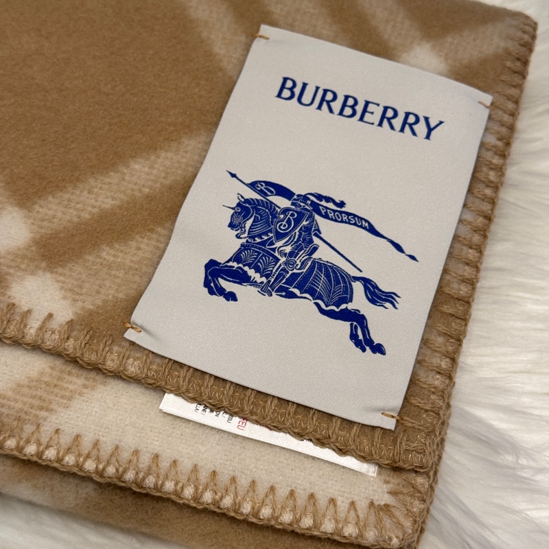 Burberry馬術騎士徽標毯邊鎖縫 絨線圍巾 男女同款情侶款 米色-2