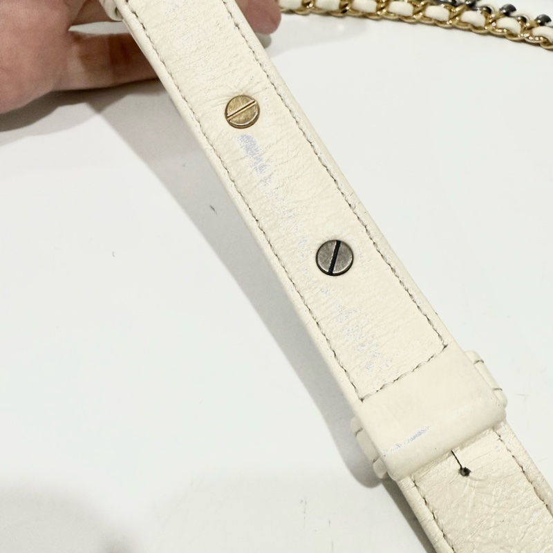 CHANEL - 白色毛呢流浪包（小號）-19