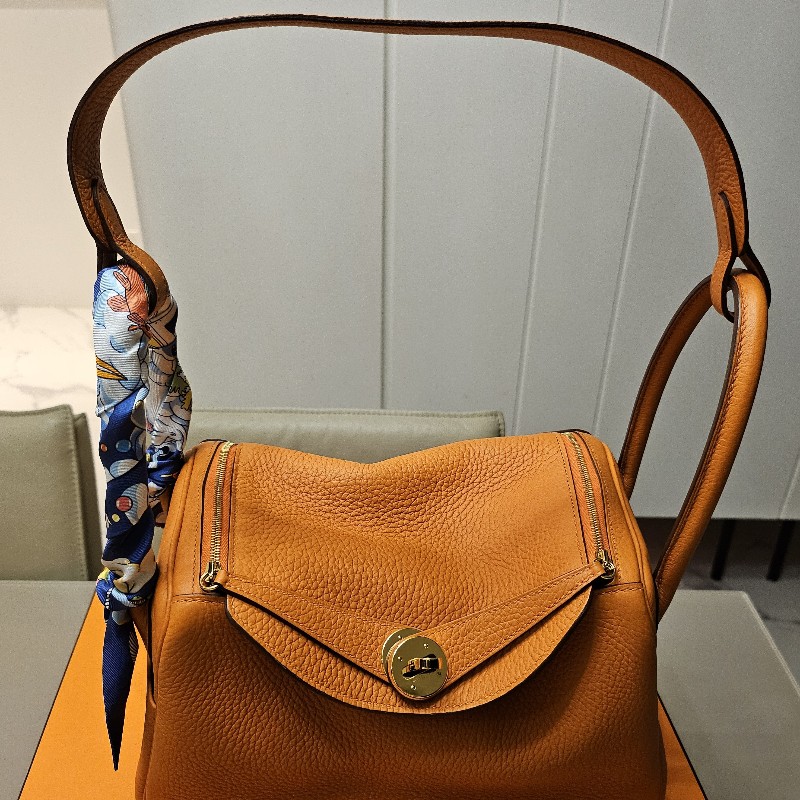 Hermes 經典愛馬仕橘 Lindy 26肩背包-7