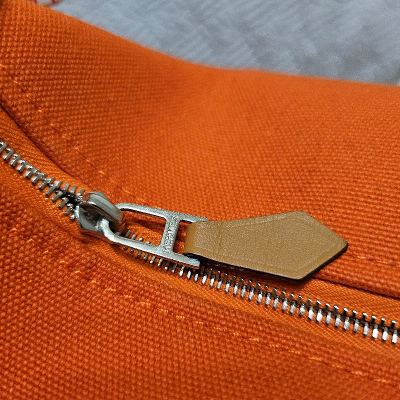 ✨️HERMES 橘色飯盒包-化妝包（送絲巾)✨️-3